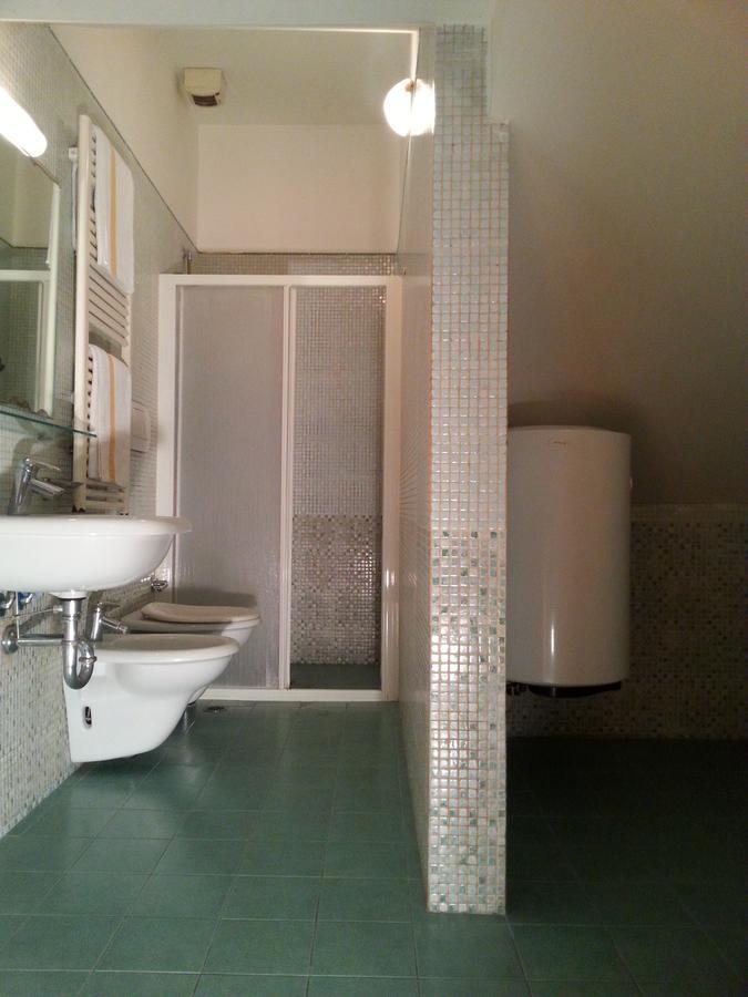 Residenza Melucci Aparthotel Rimini Exterior photo